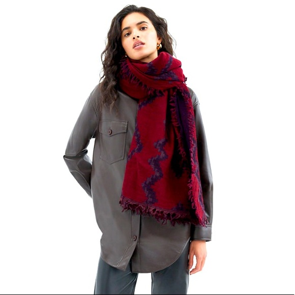 Wilfred - Diamond Mosaic Blanket Scarf - Balsamine (burgundy and navy blue) - Picture 3 of 5